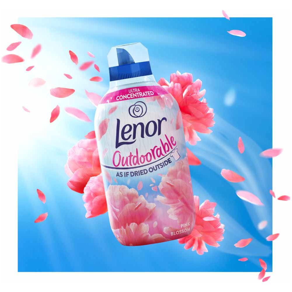 Lenor Outdoorable Fabric Conditioner, Ultra Concentrated Freshness, 55washes, 770ml, Pink Blossom Scent